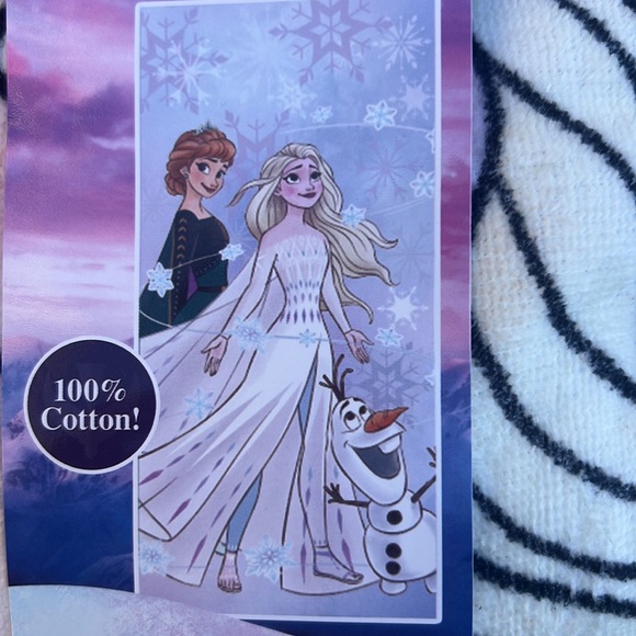 Frozen beach towel - Picture 3 of 3